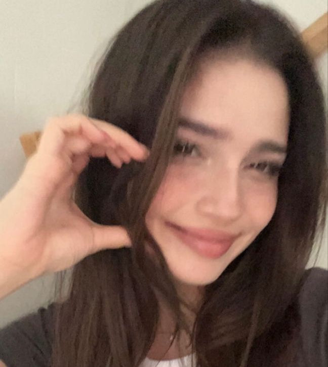 Pili